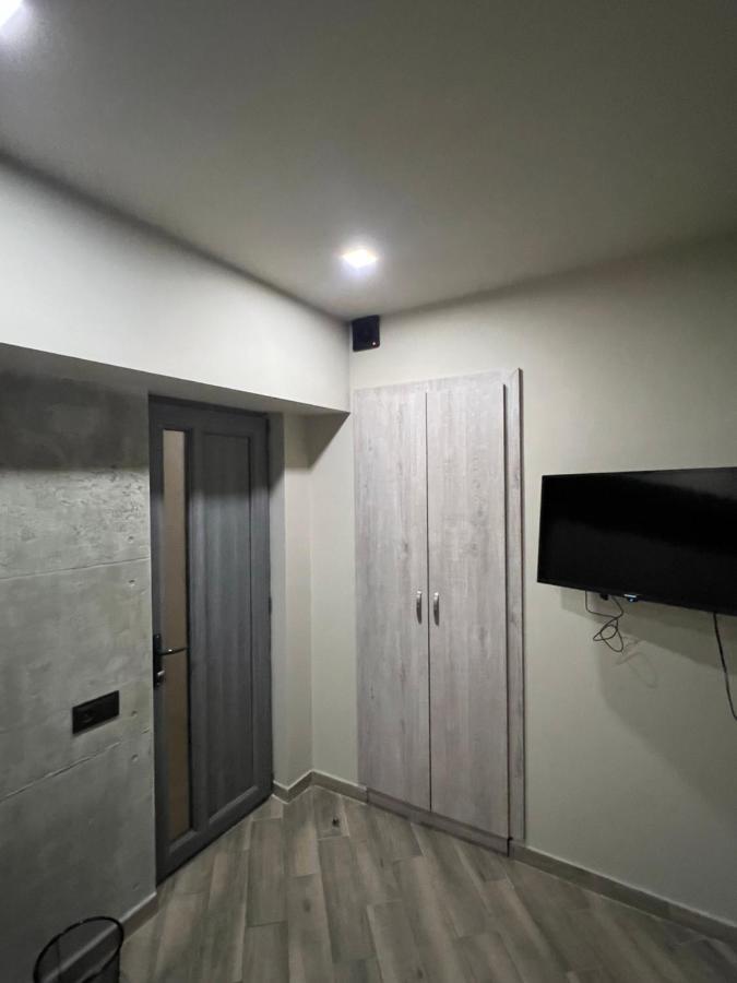 Guest House Green Yerevan Exterior photo